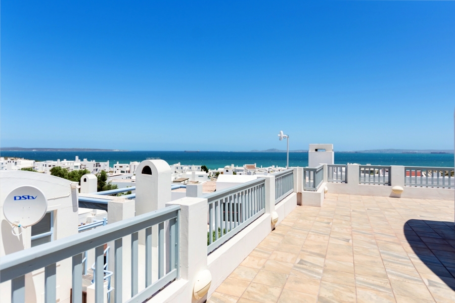 5 Bedroom Property for Sale in Paradise Beach Western Cape